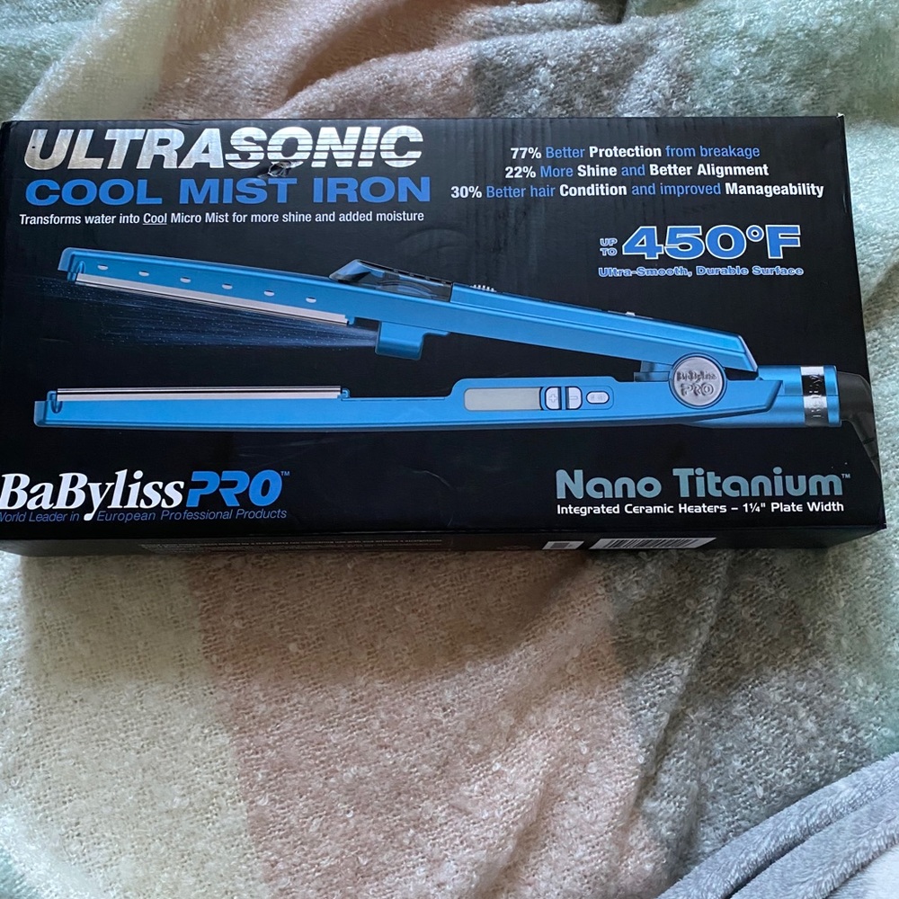 Babyliss pro nano titanium flat iron